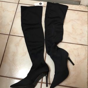 Boots NWT